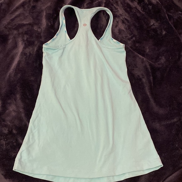Lululemon tank - Picture 2 of 3